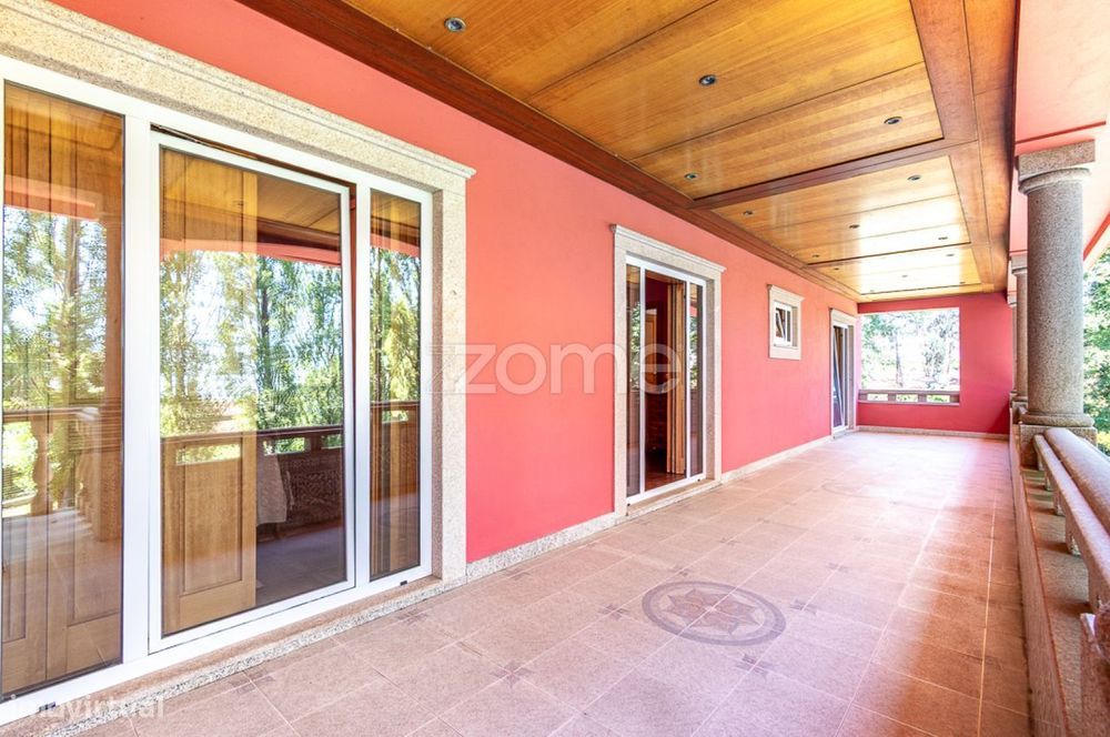 Quintinha  V3 + 1 na Maia - Jardim privativo 7500m2