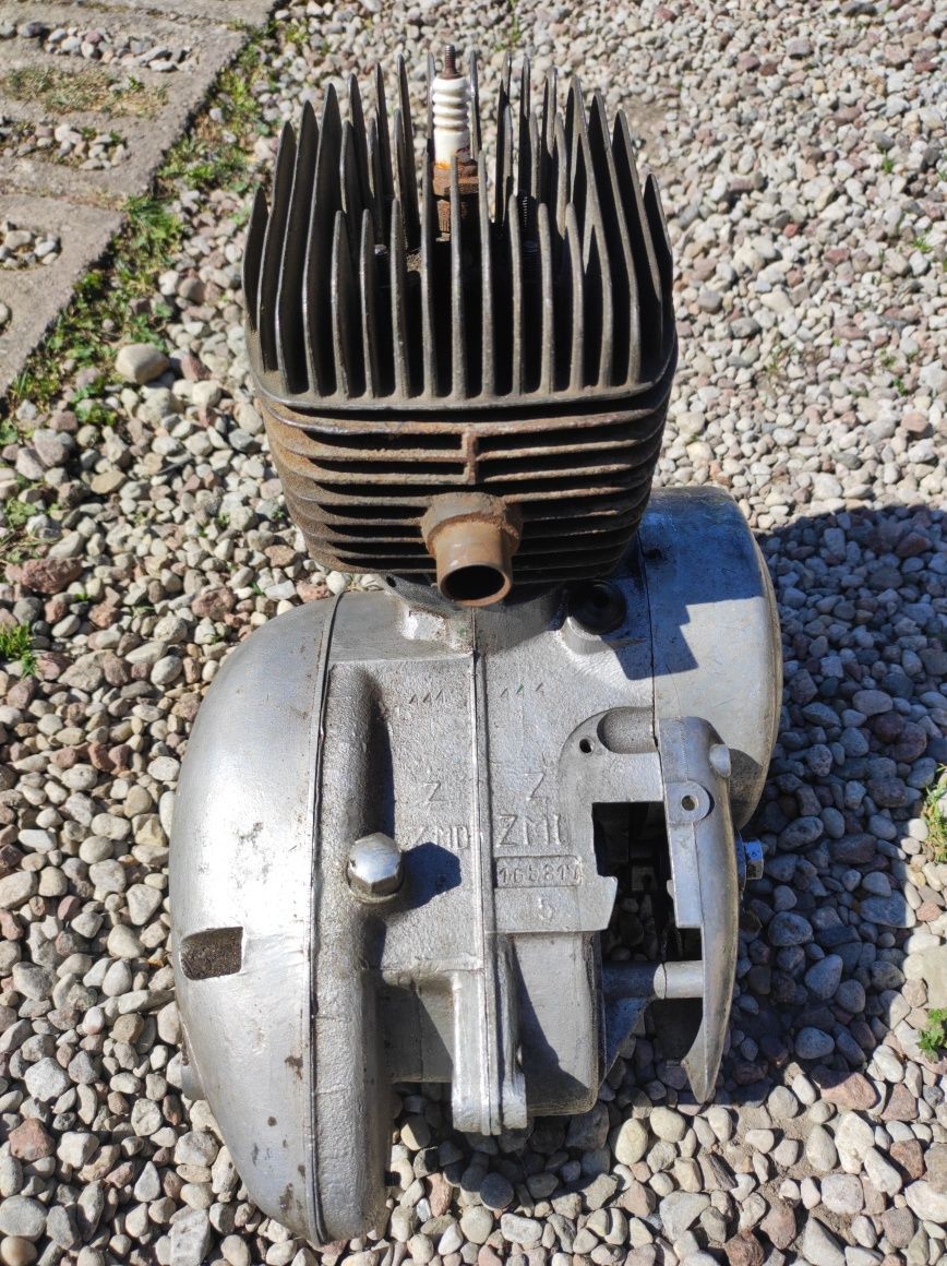 Kartery silnik WSK M06Z lub M06L z 1964 r. Skorupa oryginał / nr.7.131