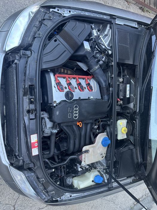Audi A4 2.0i механика Ideal!!!