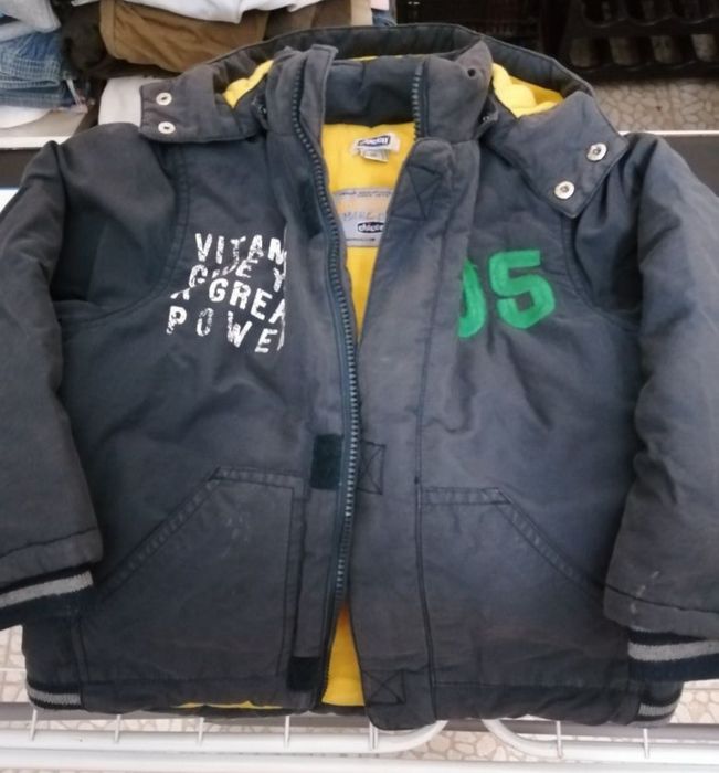 Kispo chicco com capuz 4 anos