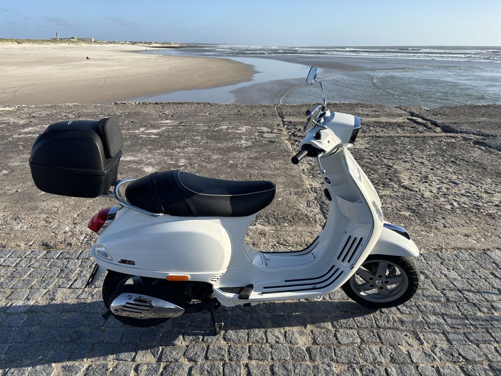 Vespa 50 S ( scooter a 2 Tempos )