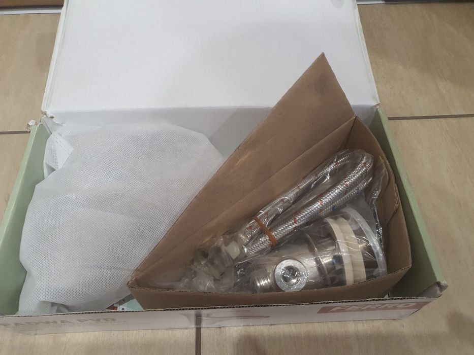 Bateria umywalkowa Ferro