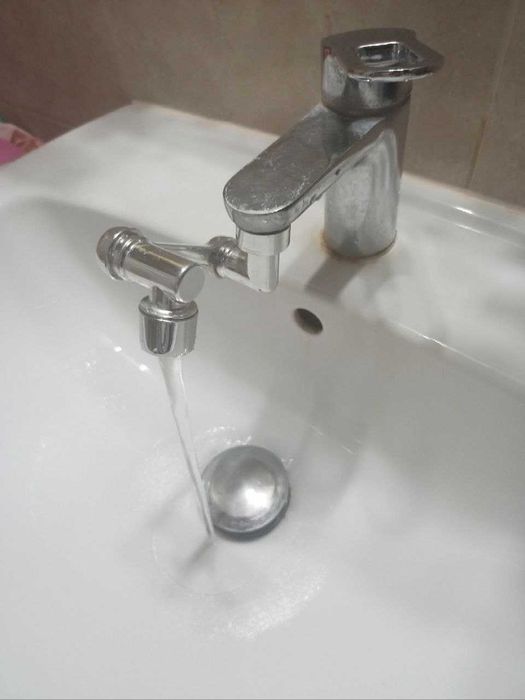 Аератор поворотний подовжувач для крану