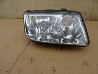 Lampa Prawa Przód Vw Bora