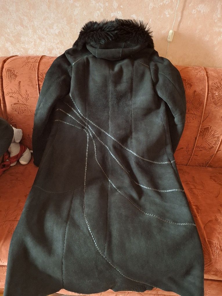 Продам дублянку. Чорна, натуральна