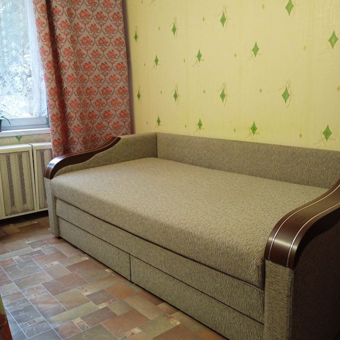 Здається кімната для хлопця чи чоловіка.пр.В.Порика.. Виноградар.Поділ