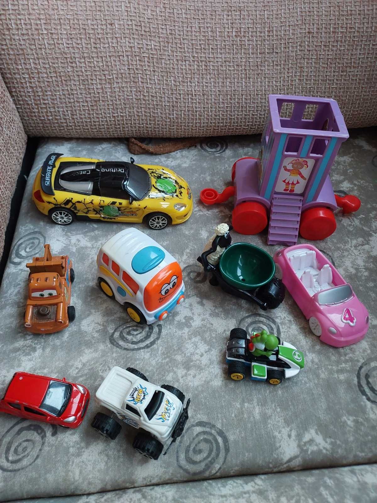 Машинки, автопарк іграшковий, іграшки, одним лотом