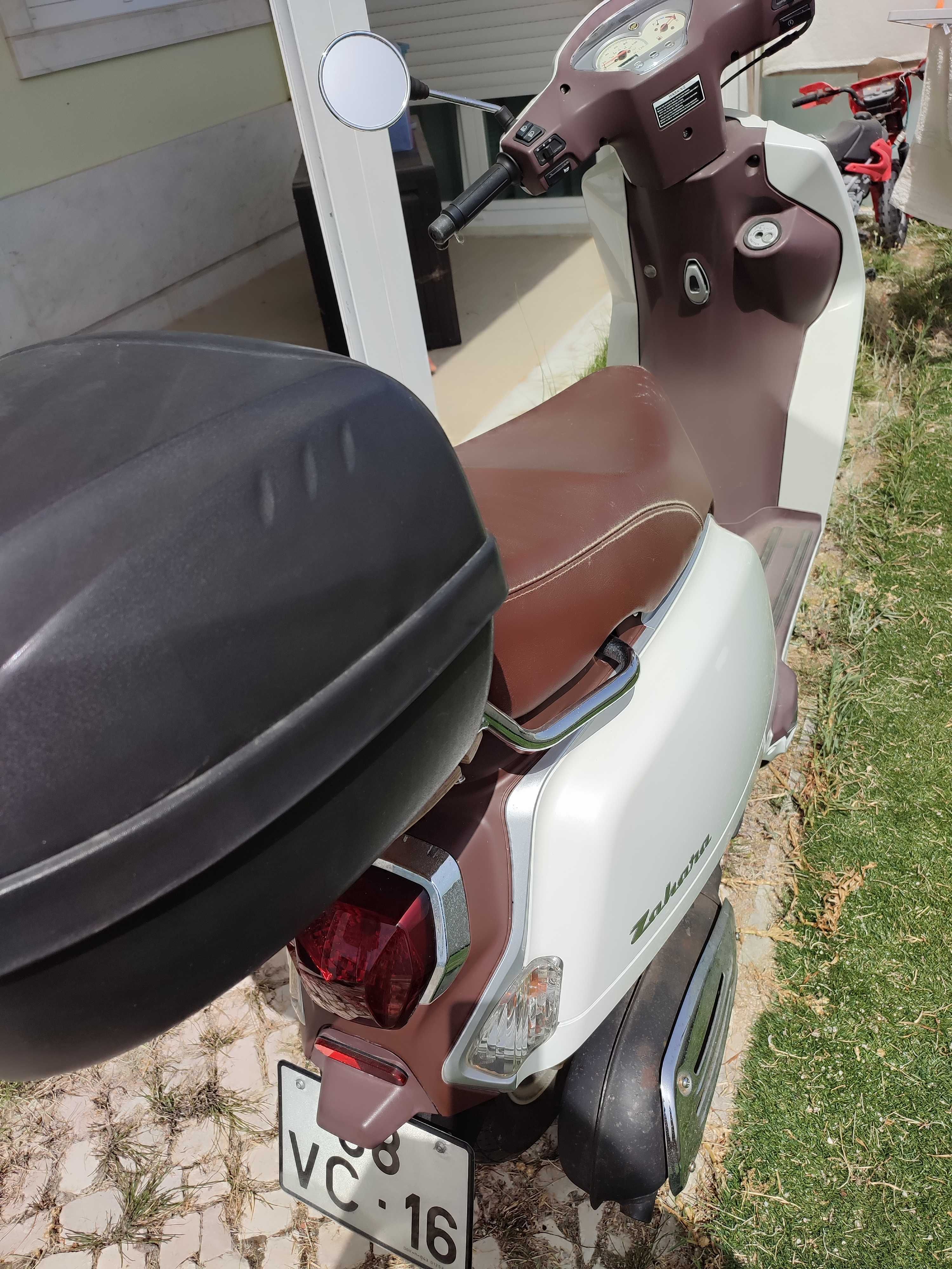 Mota Scooter Zahara como nova