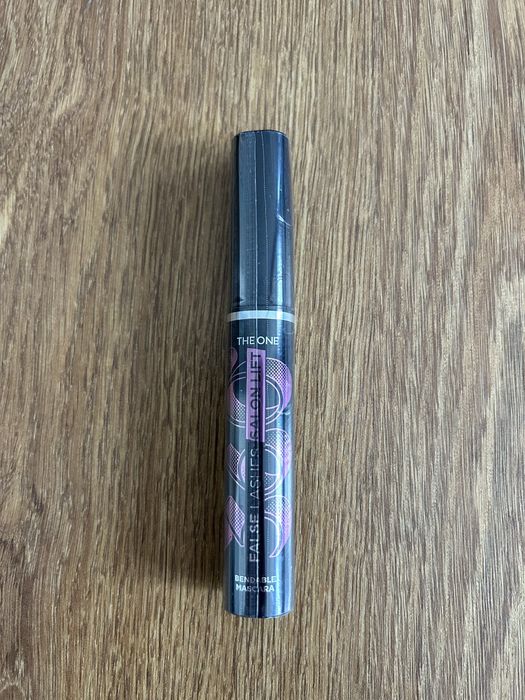 Tusz do rzęs THE ONE False Lashes Salon Lift 360° Oriflame