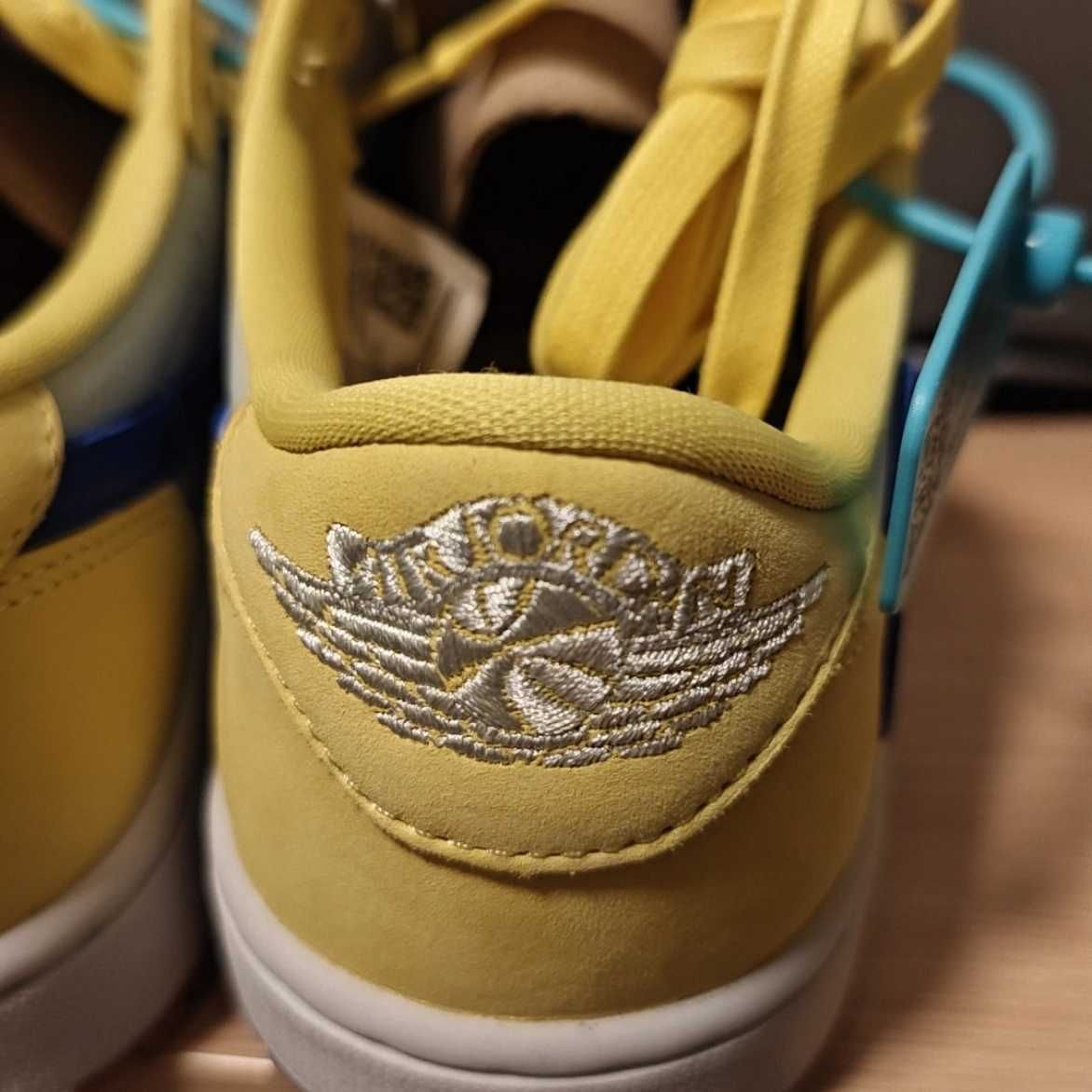 Travis Scott x Jordan Air Jordan 1 Low OG Canary Yellow 43