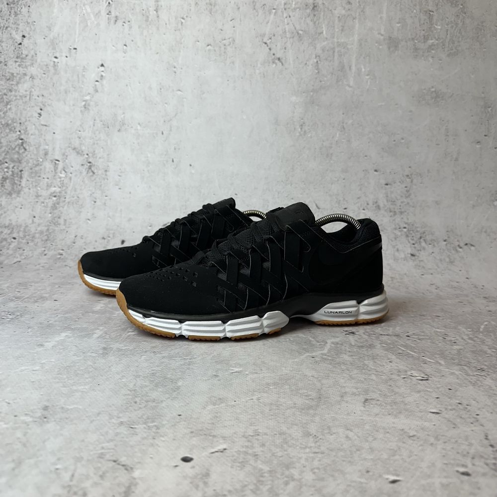 Buty Nike Lunar Fingertrap Tr Size: 41 26 cm