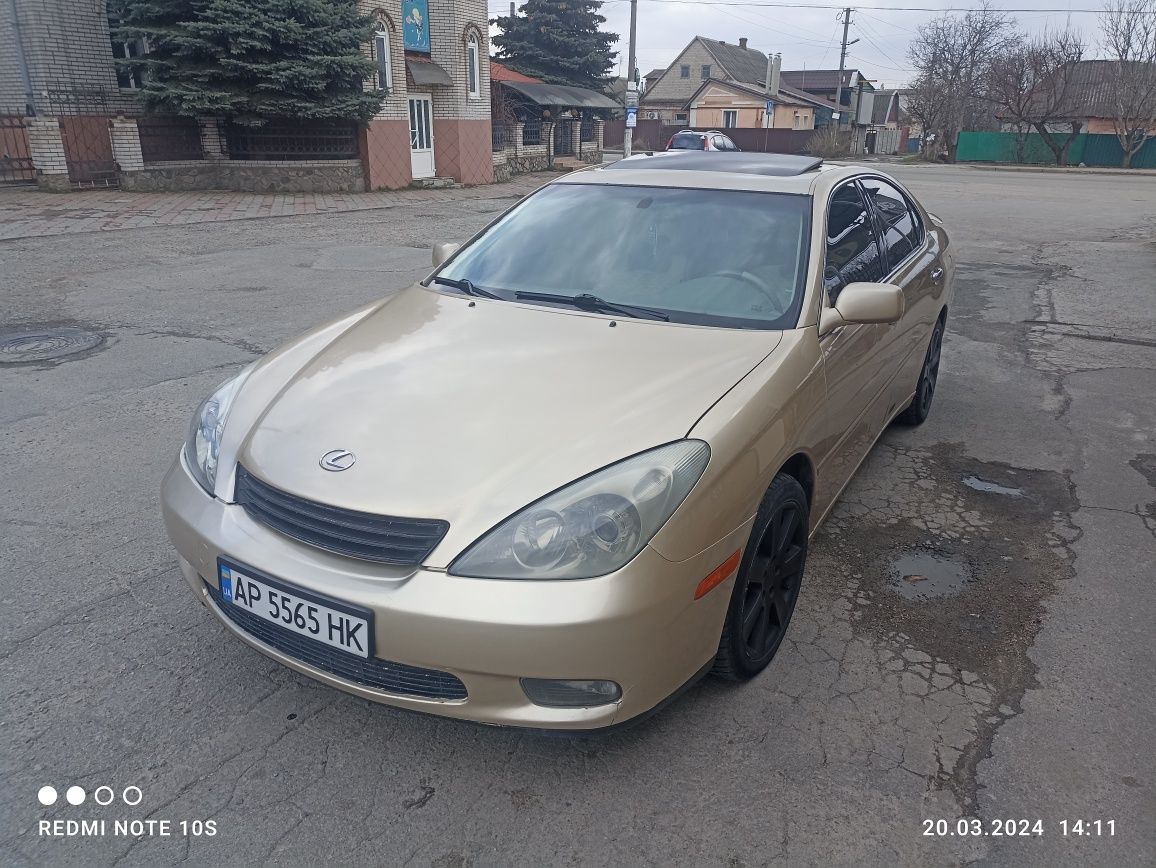 Продам Lexus ES300