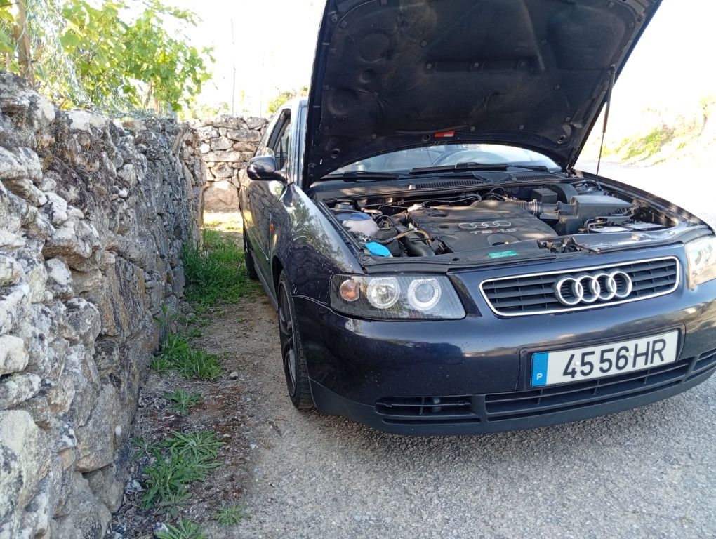 Audi A3 como novo mecanicamente