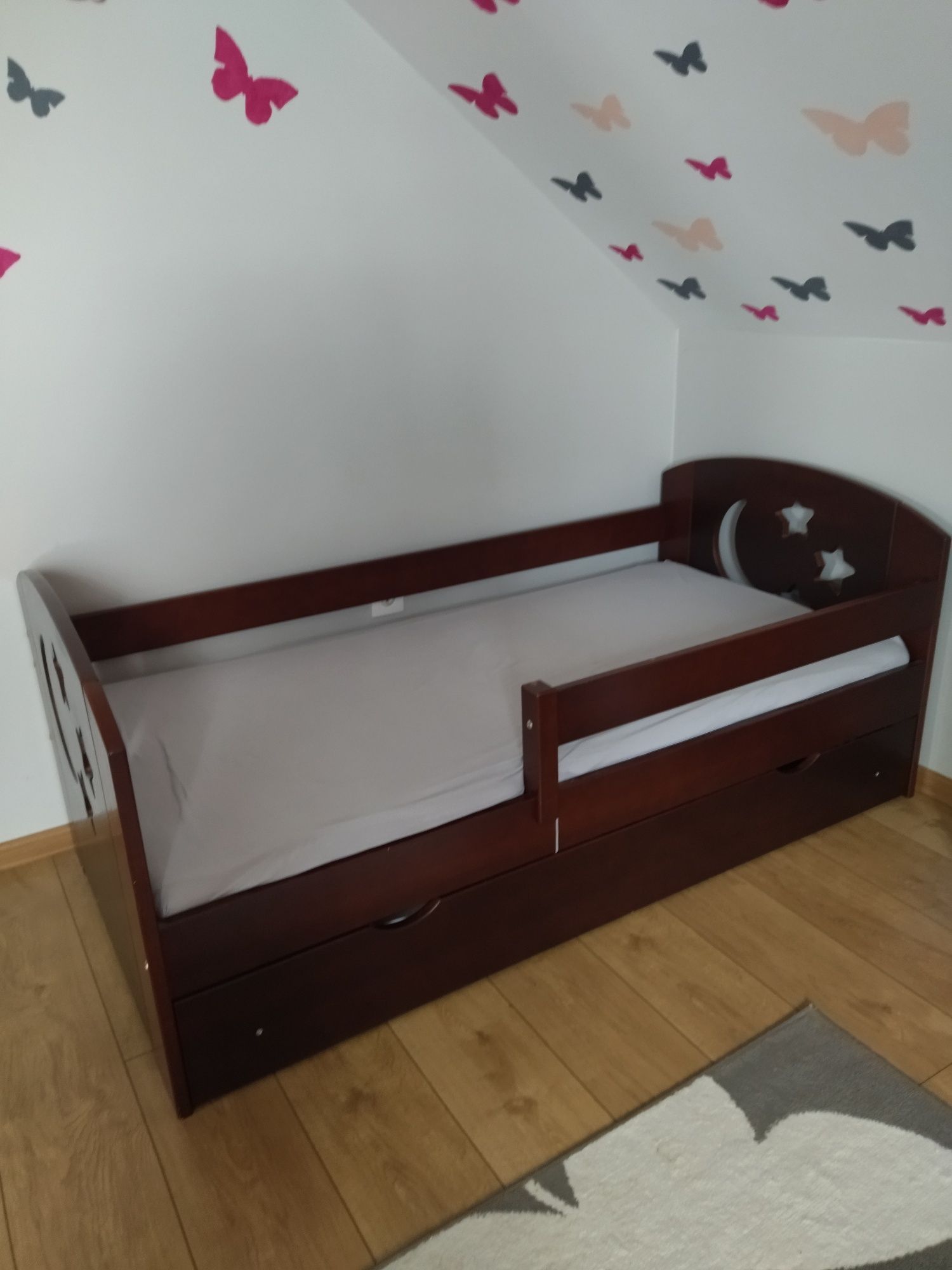 Łóżko drewniane 160x80 +szuflada +materac