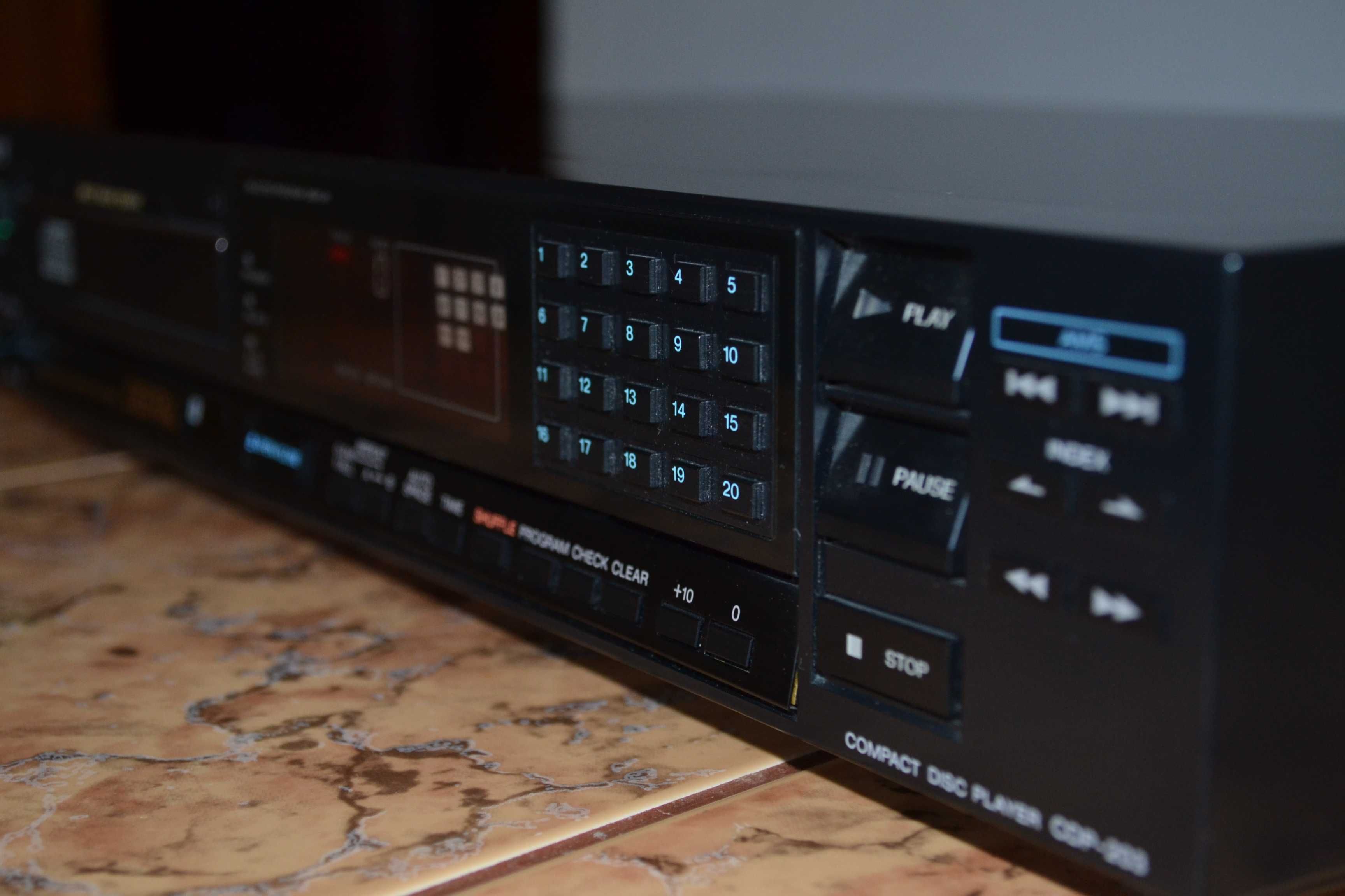 Odtwarzacz Cd SONY cdp 203 ES oryginalny pilot jak nowy