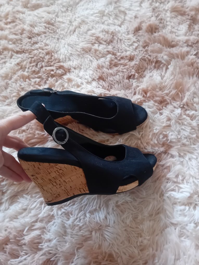 Buty sandaly damskie na koturnie 40
