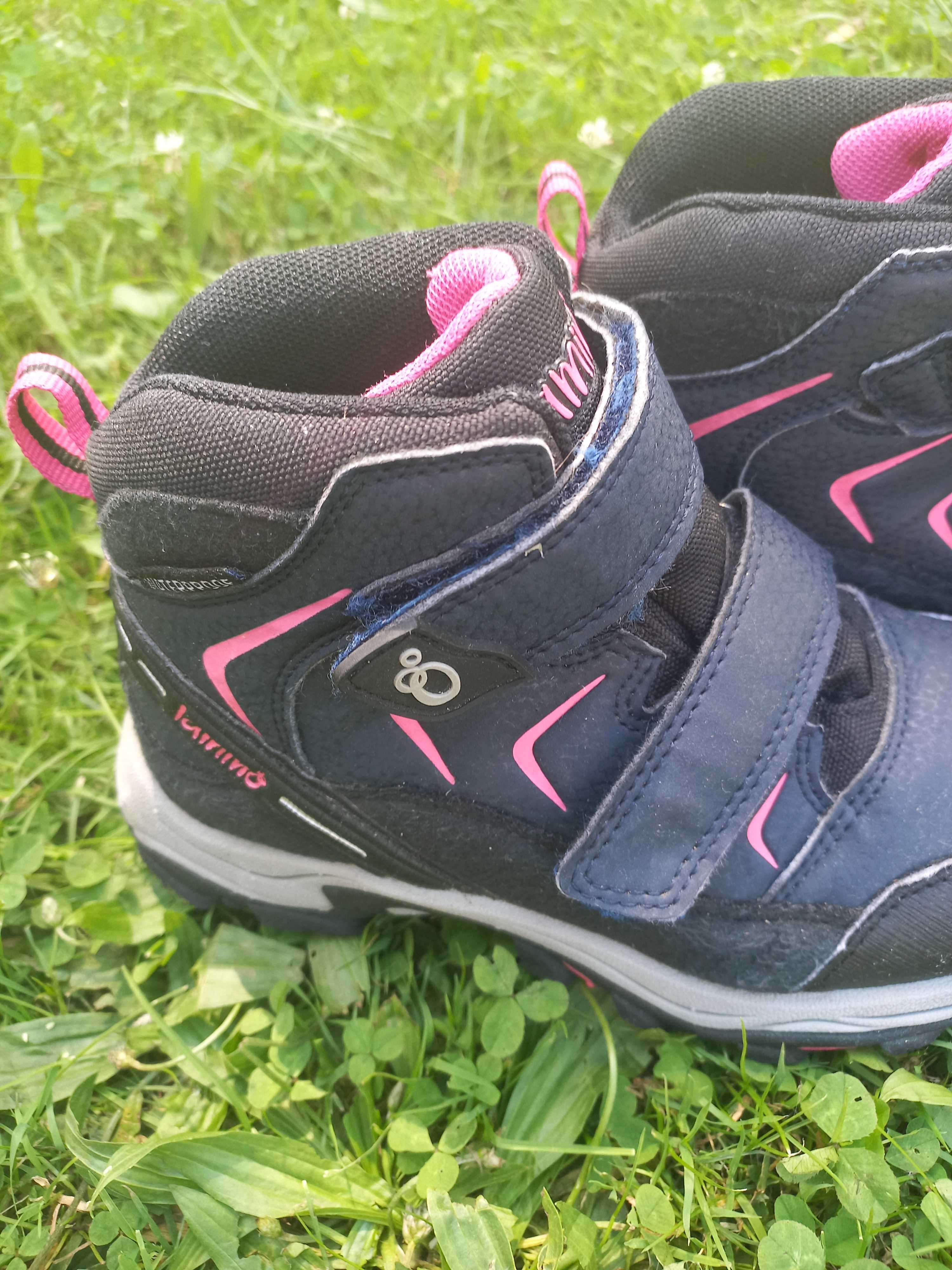 Dziewczęce zimowe buty Lamino w kolorze granatowo-różowym. R.32