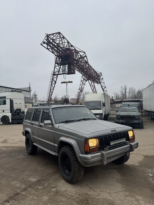 Jeep Cherokee XJ 4.0 автомат украинский джип чероки