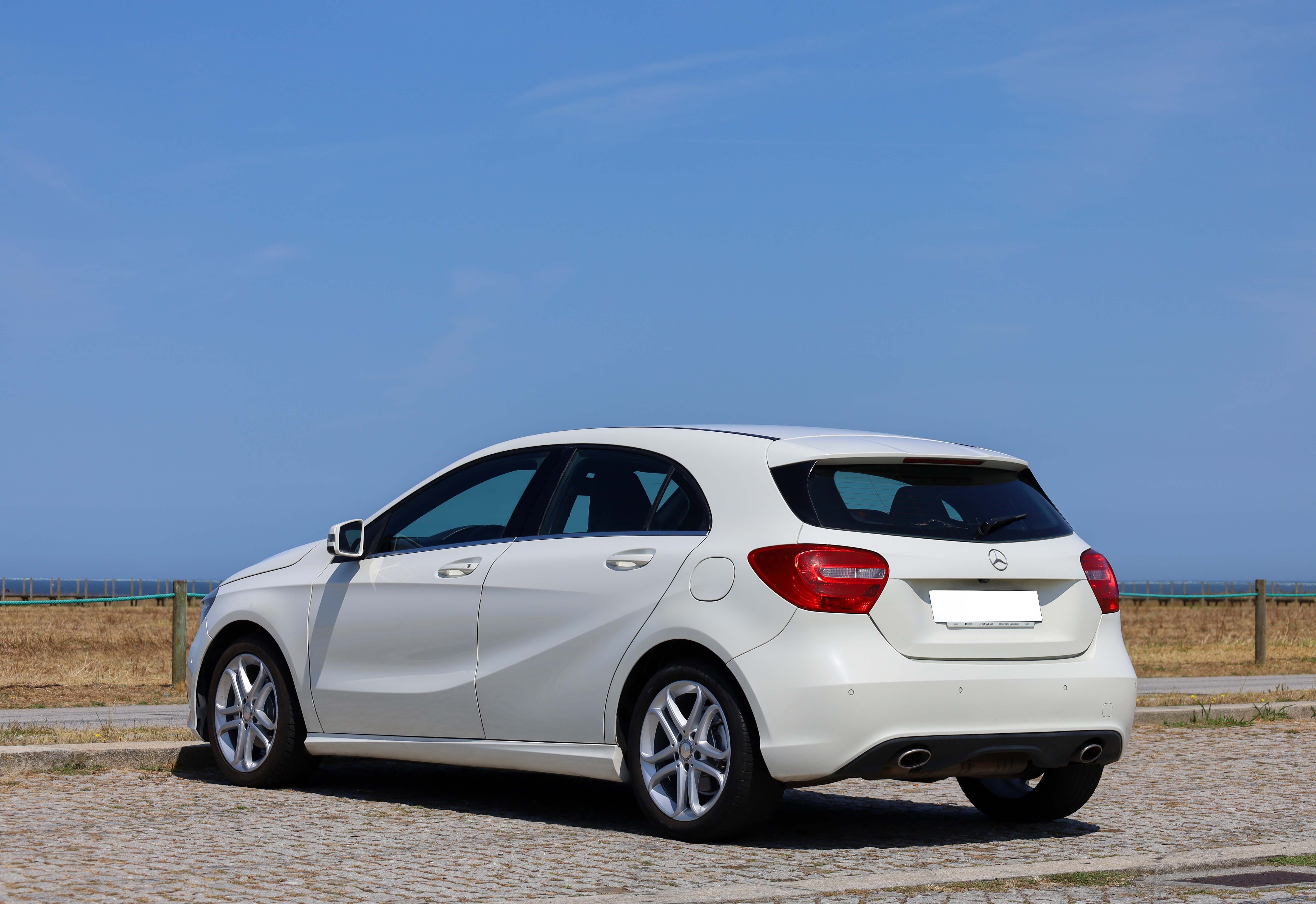 Mercedes Benz A 180 - Desde 150 € / mês