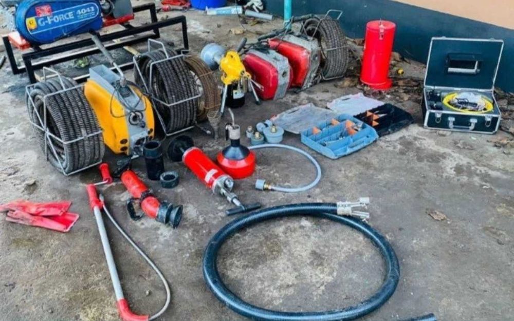 Прочистка канализации Чугуев, Чистка канализационых труб, сантехники