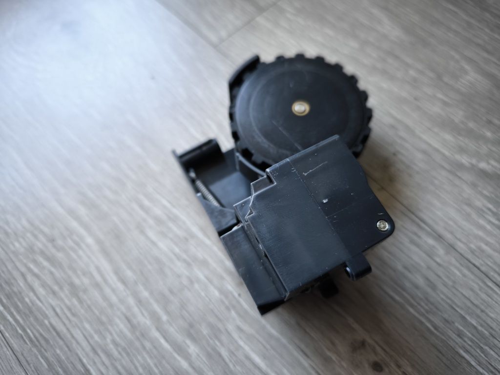 Moduł koła z napędem lewy oraz prawe do Roborock S7 Q7 S5 S6  MaxV itp