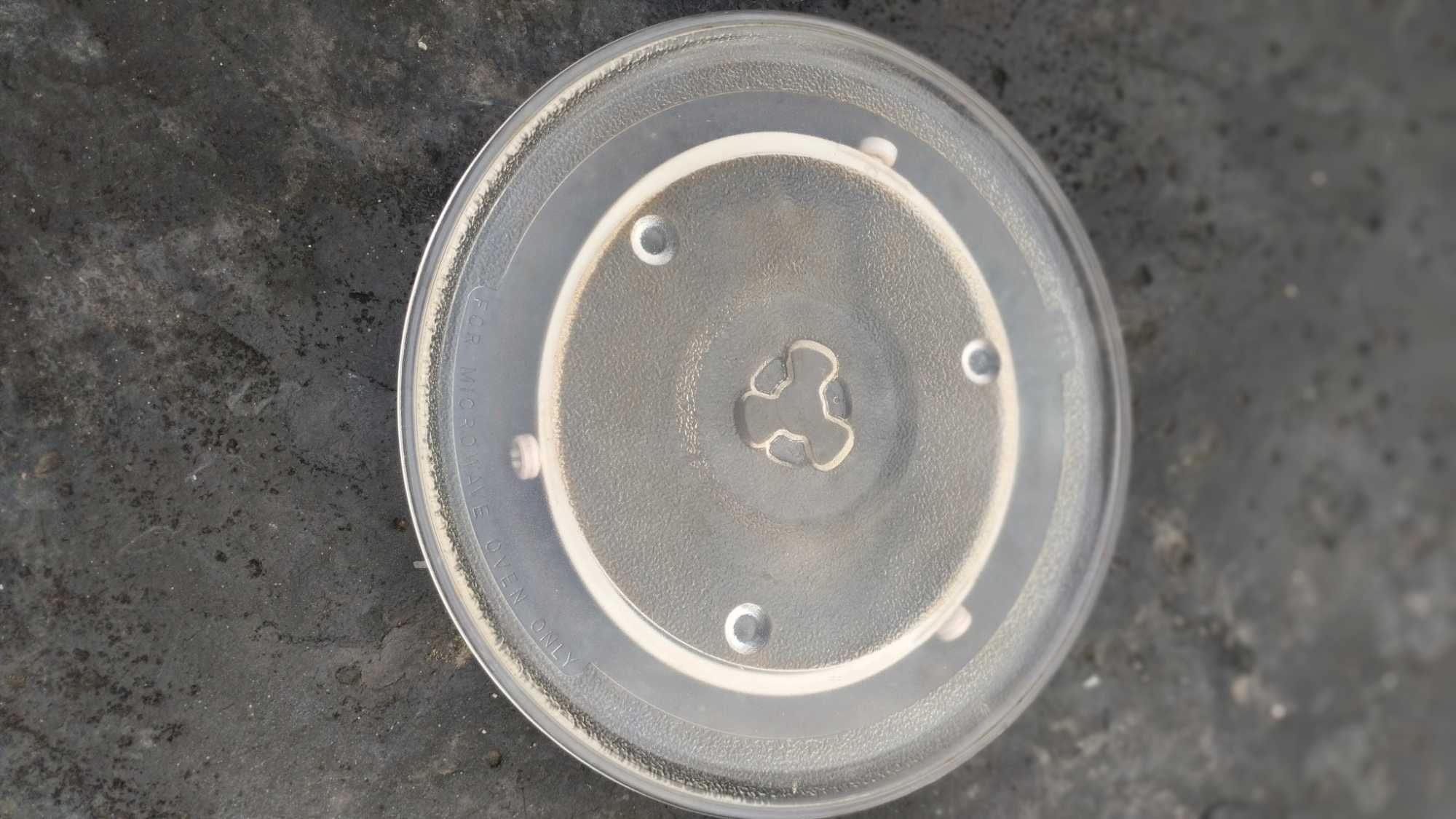 Vendo prato de microondas usado em bom estado 10 euros