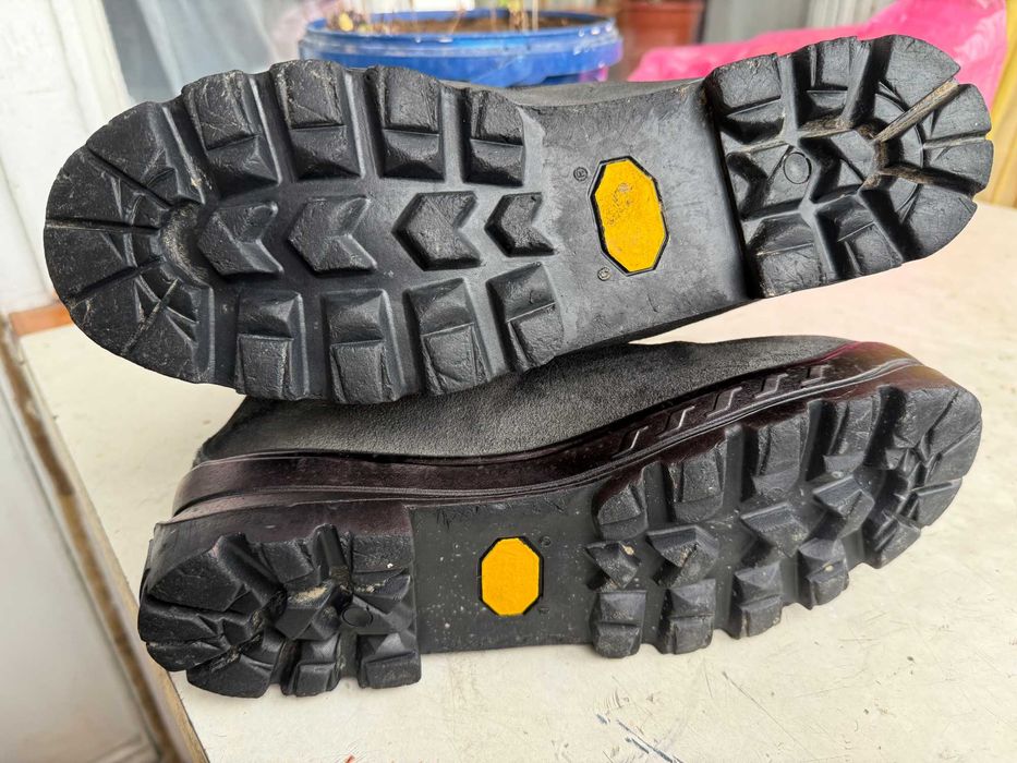 Гірські трекінгові черевики Scarpa зимові