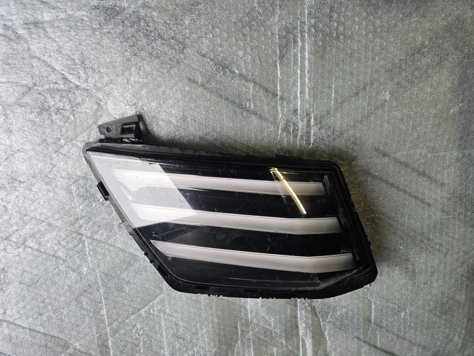 lampa DRL led Peugeot 208 II lift