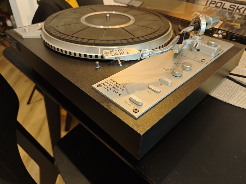 Gramofon Fisher MT-6250 Studio Standard - Quartz Lock, Direct Drive