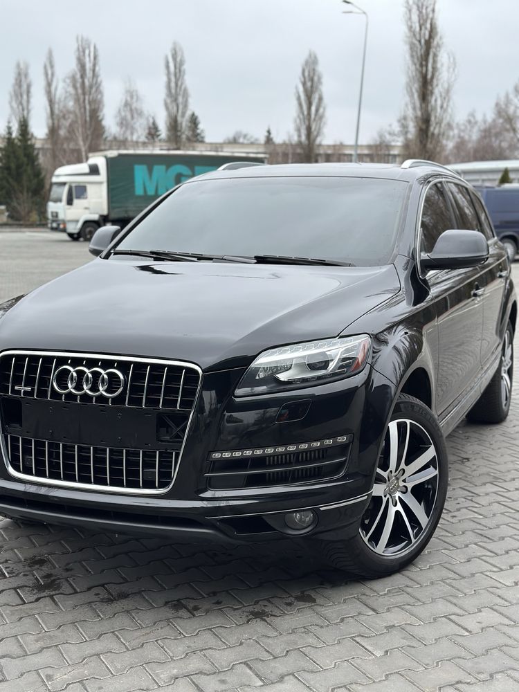 Audi Q7  3.0 tdi PRESTIGE PLUS  Власник !