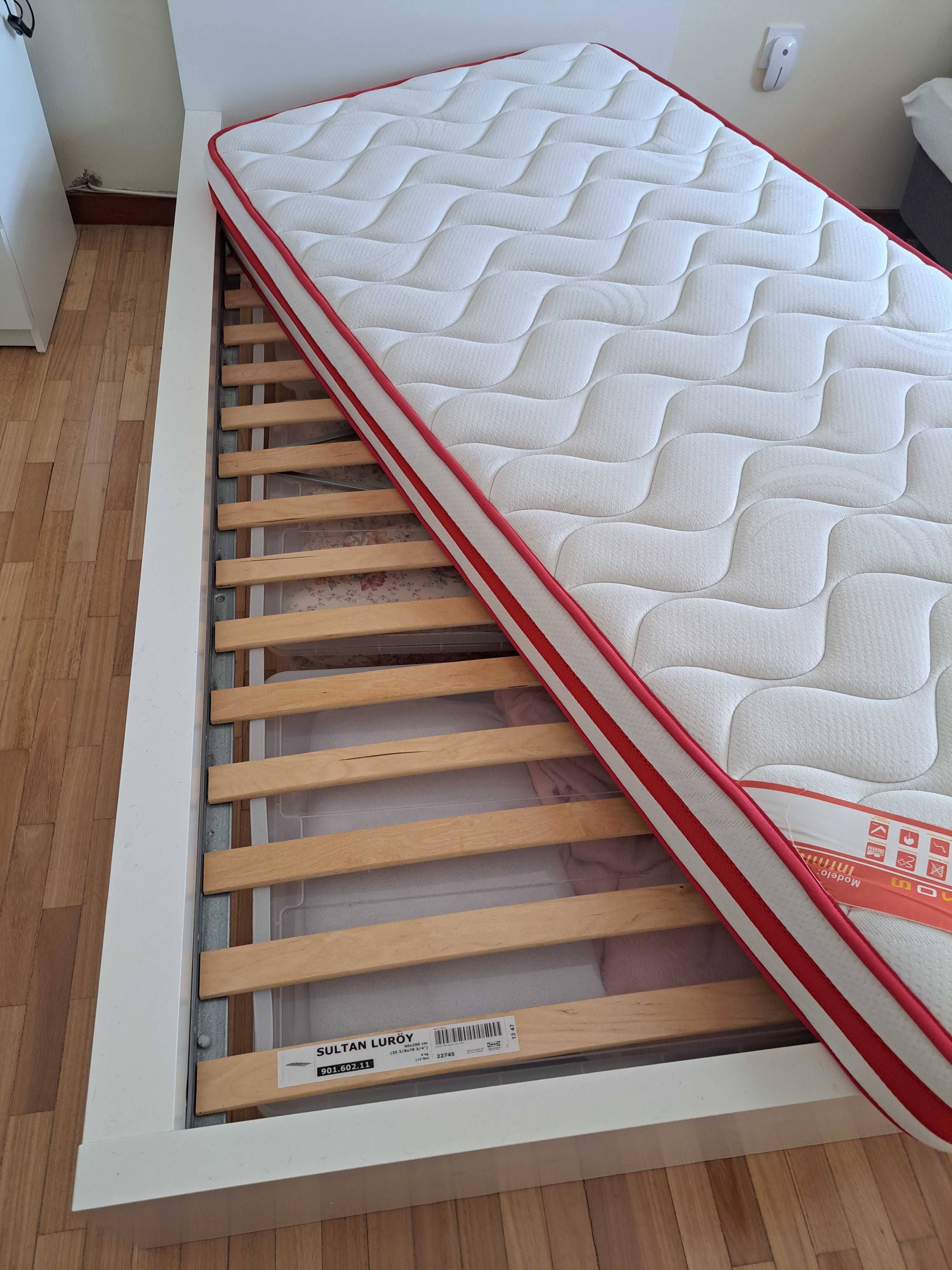 Cama solteiro IKEA Malm 200x90 em bom estado