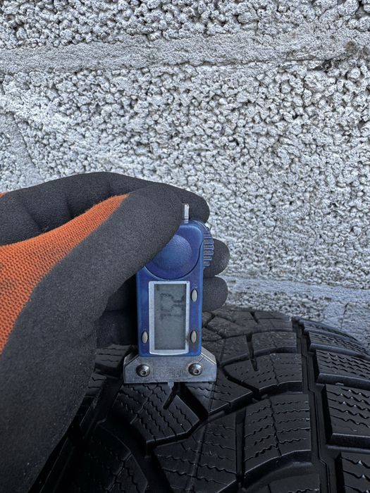 Koła Zimowe R17 5x112 Audi Q5 Opony 235/65/17