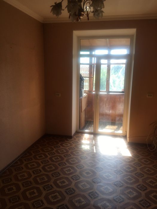 Отличная 2-я Сталинка центр Соцгорода!