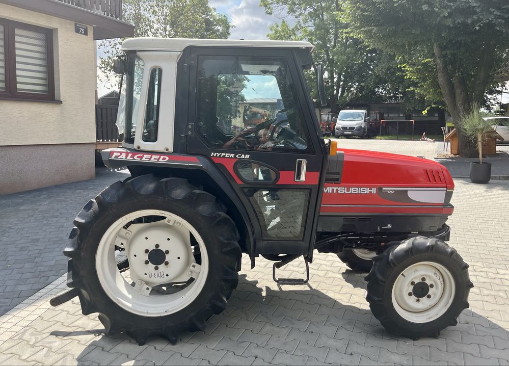 Traktor mitsubishi mt 305 30 km 4 cylindry rewers dobry stan hydraulik