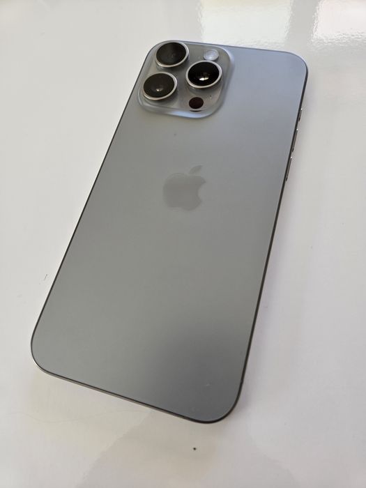 Apple iPhone 15 Pro Max