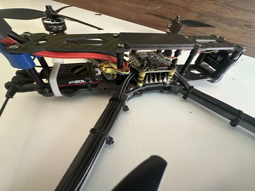 Продам  FPV-дрон