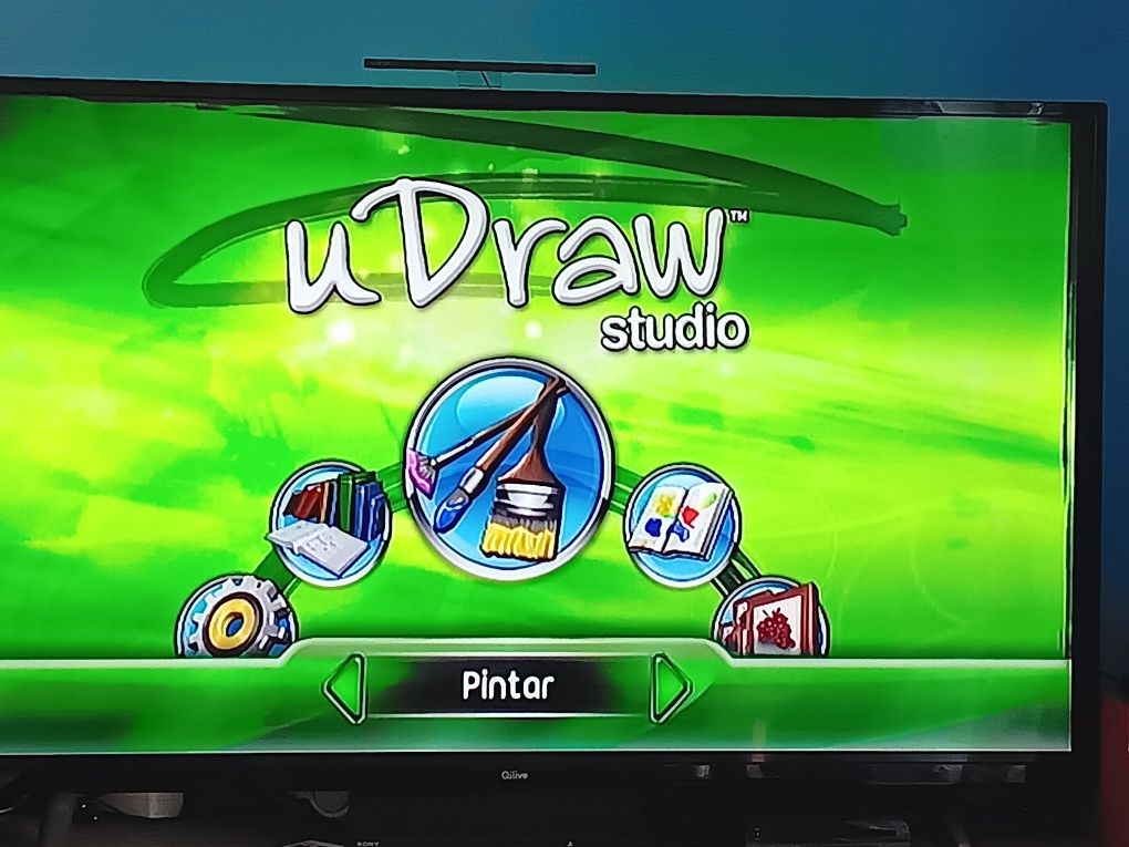 Tablete Udraw + Jogo Udraw Studio Nintendo Wii