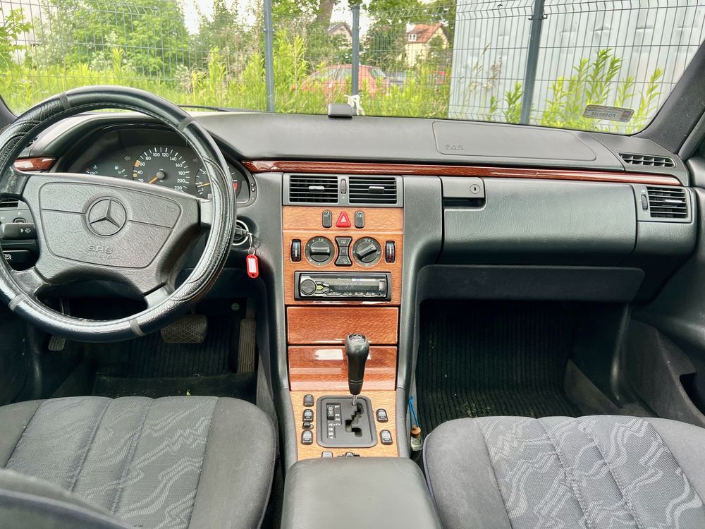 Mercedes-Benz E220 2.2 CDI * Automat * Klima * Alu * Zadbany * Zamiana