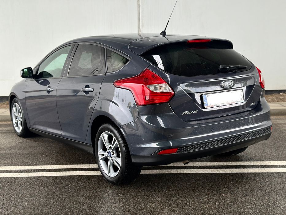 Ford Focus 2013r 140 tys przebieg! Kliamtyzacja, pdc