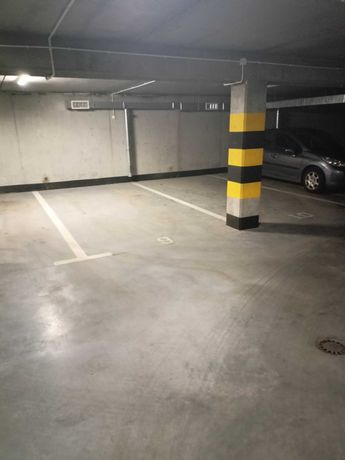 Lisia Miejsce postojowe Zielona Góra - parking podziemny
