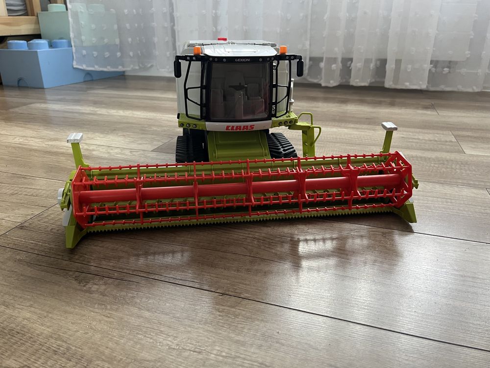 kombajn claas lexion 780 bruder