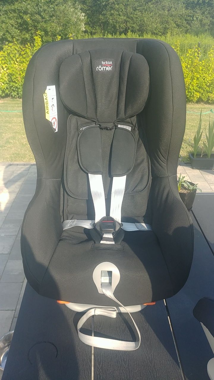 Fotelik BRITAX ROMER MAX-WAY 9-25 kg