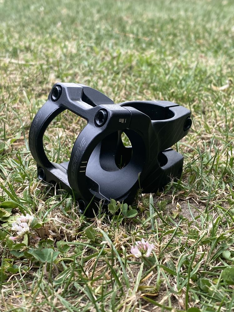 Sprzedam Mostek Reverse Black One czarny!!