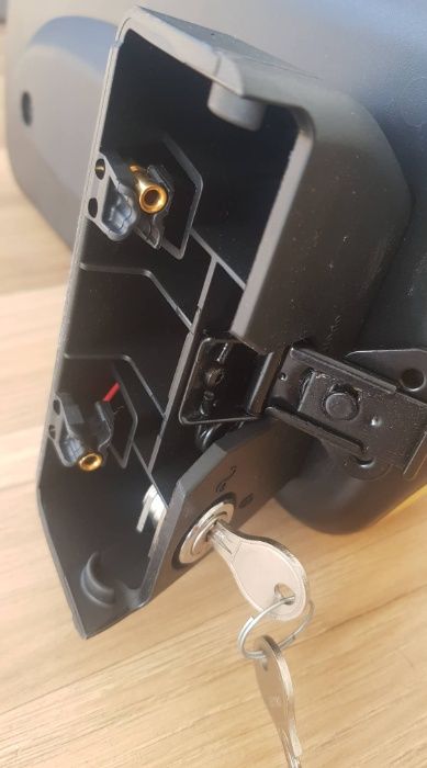 nowy oryginalny kogut mercedes 213 mercedes 205 taxi 213