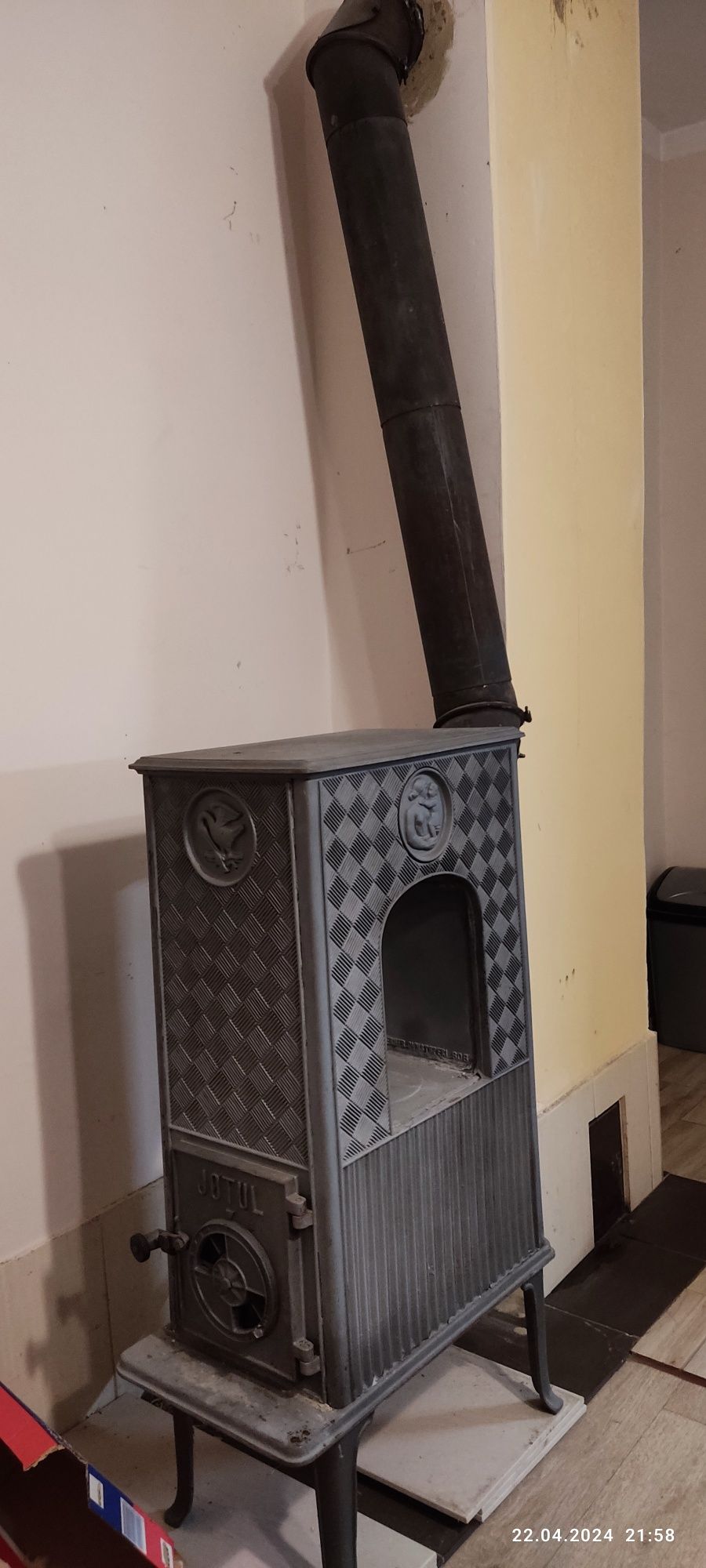 Norweska koza Jotul 606