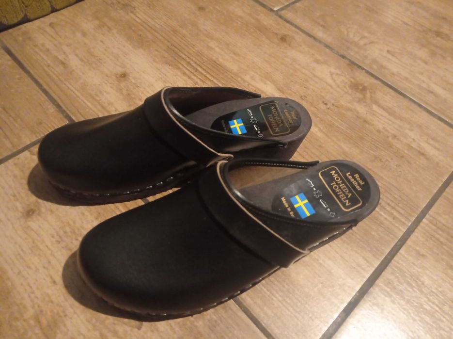 Drewniaki czarne rozm.39  Nowe szwedzkie