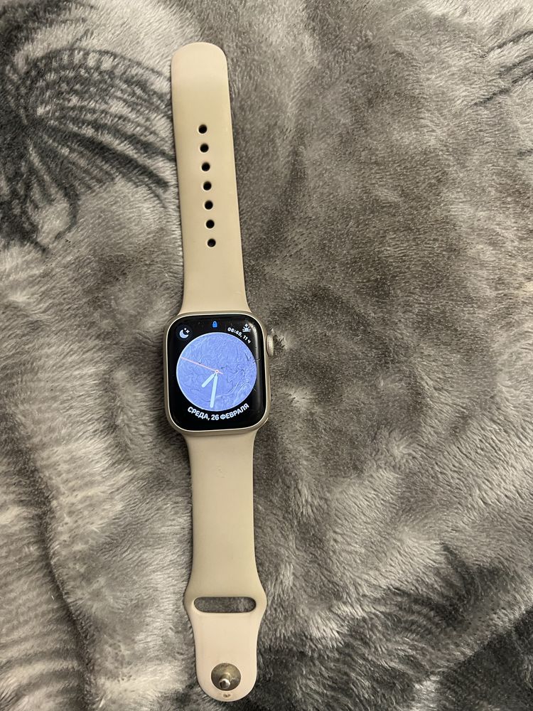 Часи Apple Watch 8