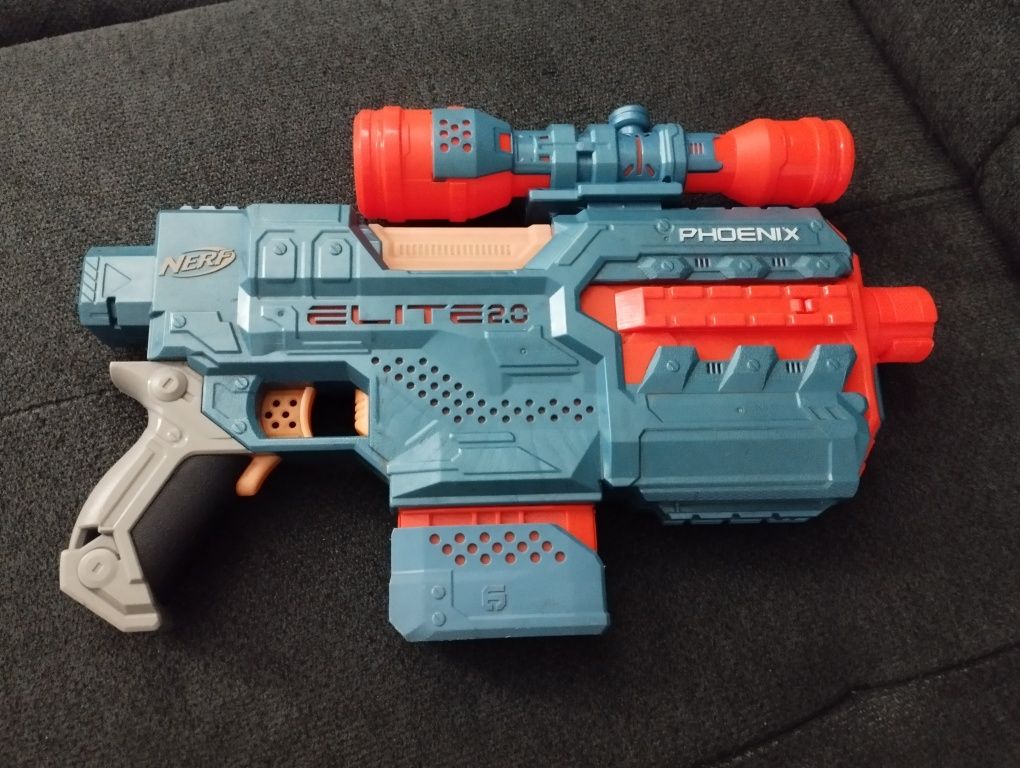 Pistolet NERF automat. Na baterie