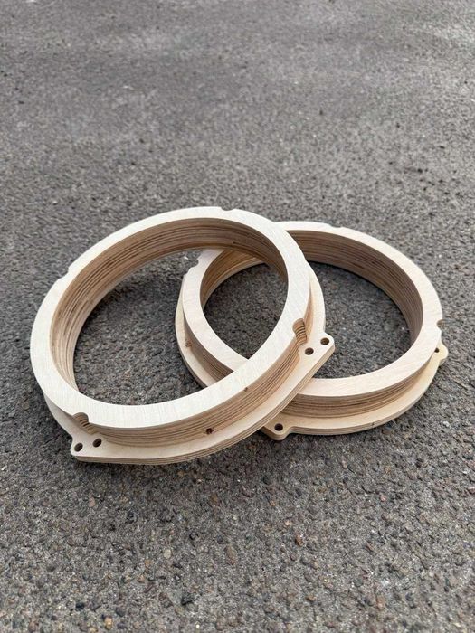 Акустические подиумы под динамики , проставки на Audi A6/A7