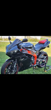 Yamaha R1 RN19 2007r